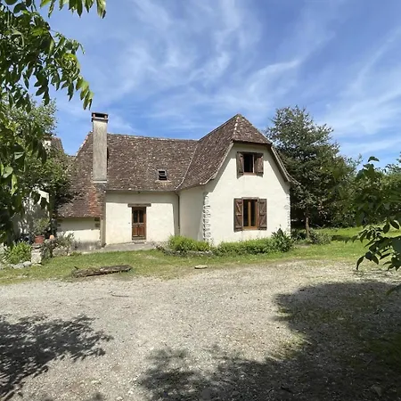 - D'hôtes Acoucoula Couette-café 3*