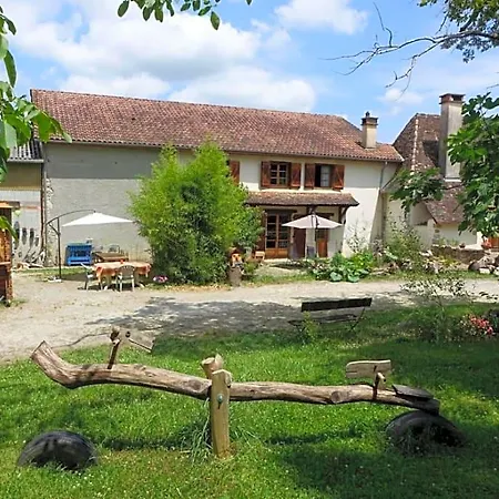 - D'hotes Acoucoula Bed & Breakfast