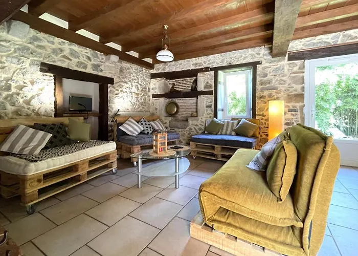 - D'hotes Acoucoula 3* Orthez