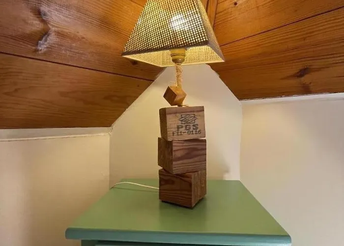 - D'hotes Acoucoula Bed & Breakfast 3*