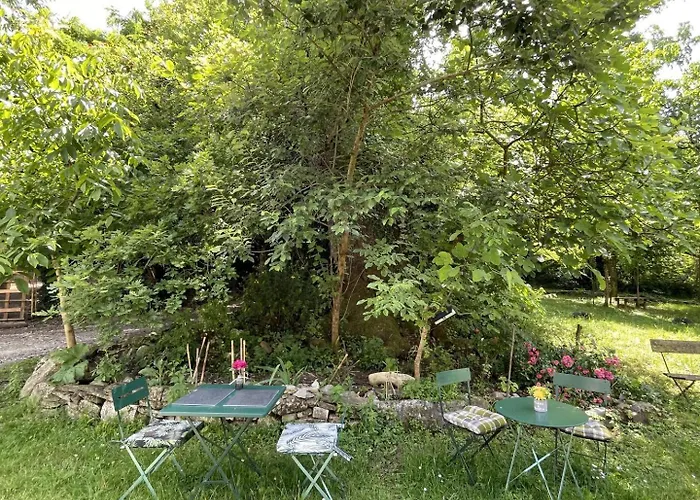 Bed & Breakfast - D'hotes Acoucoula 3*